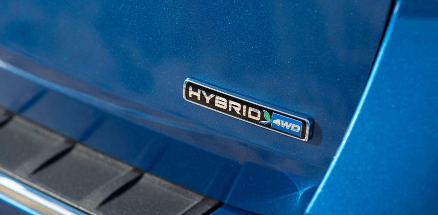 Детали экстерьера Ford Explorer Limited Hybrid 2019 года  (фото 4 из 7)